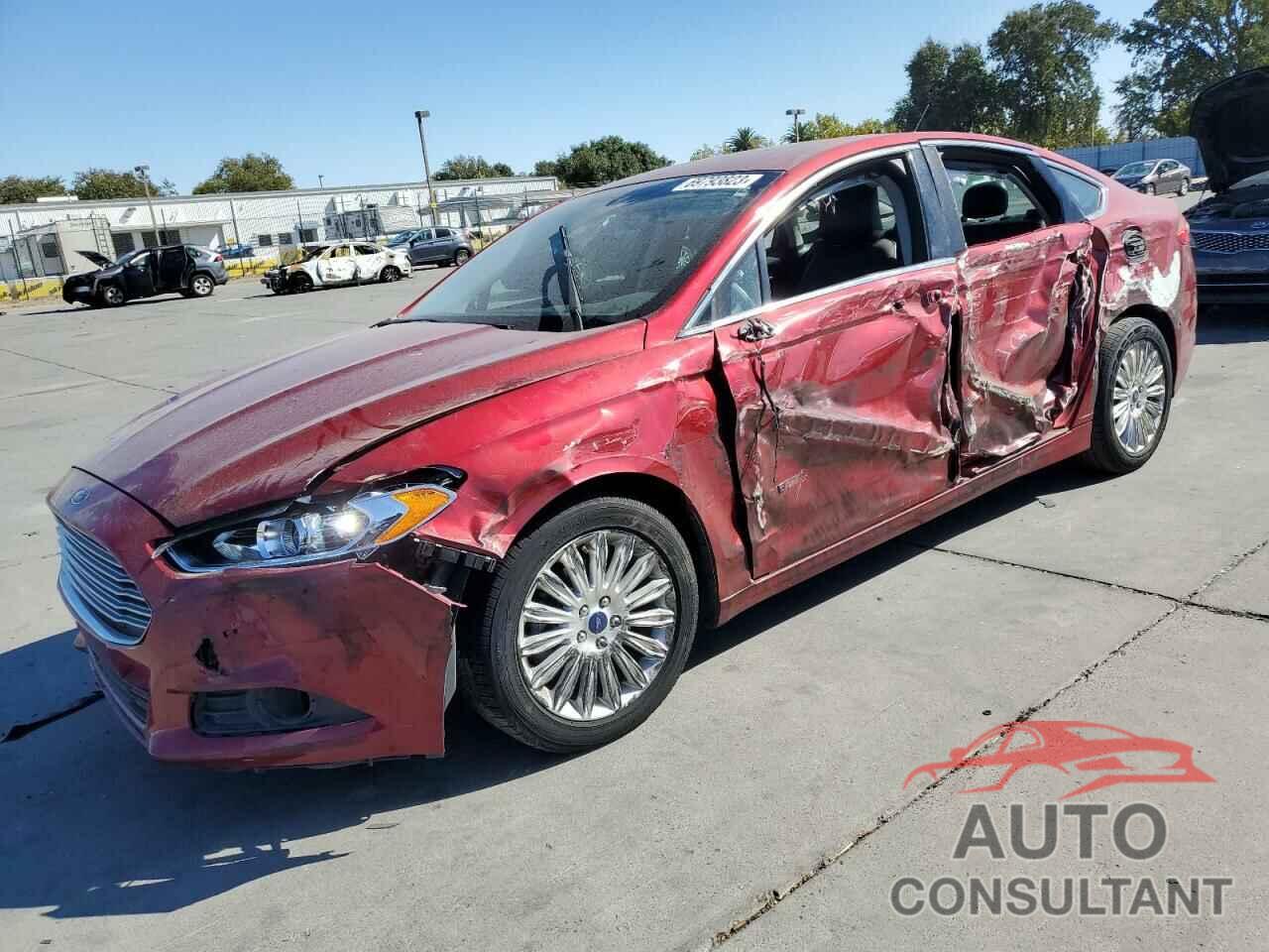 FORD FUSION 2015 - 3FA6P0LU7FR195629