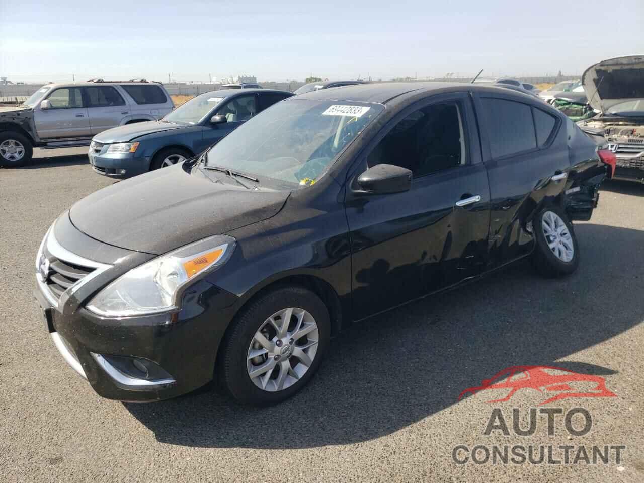 NISSAN VERSA 2018 - 3N1CN7AP7JL878681