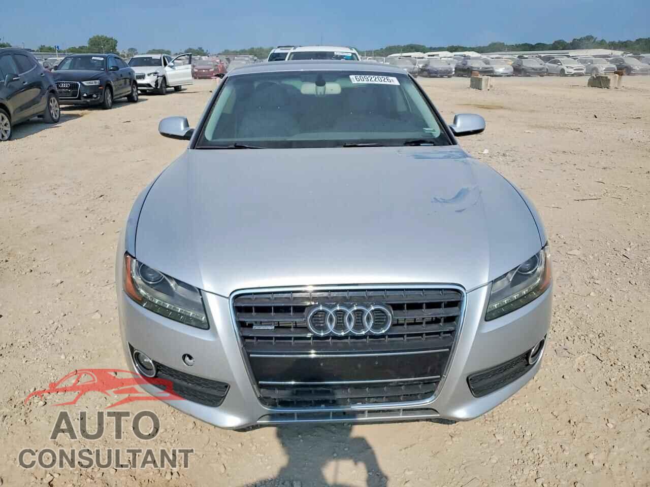 AUDI A5 2010 - WAUVKAFR7AA006155