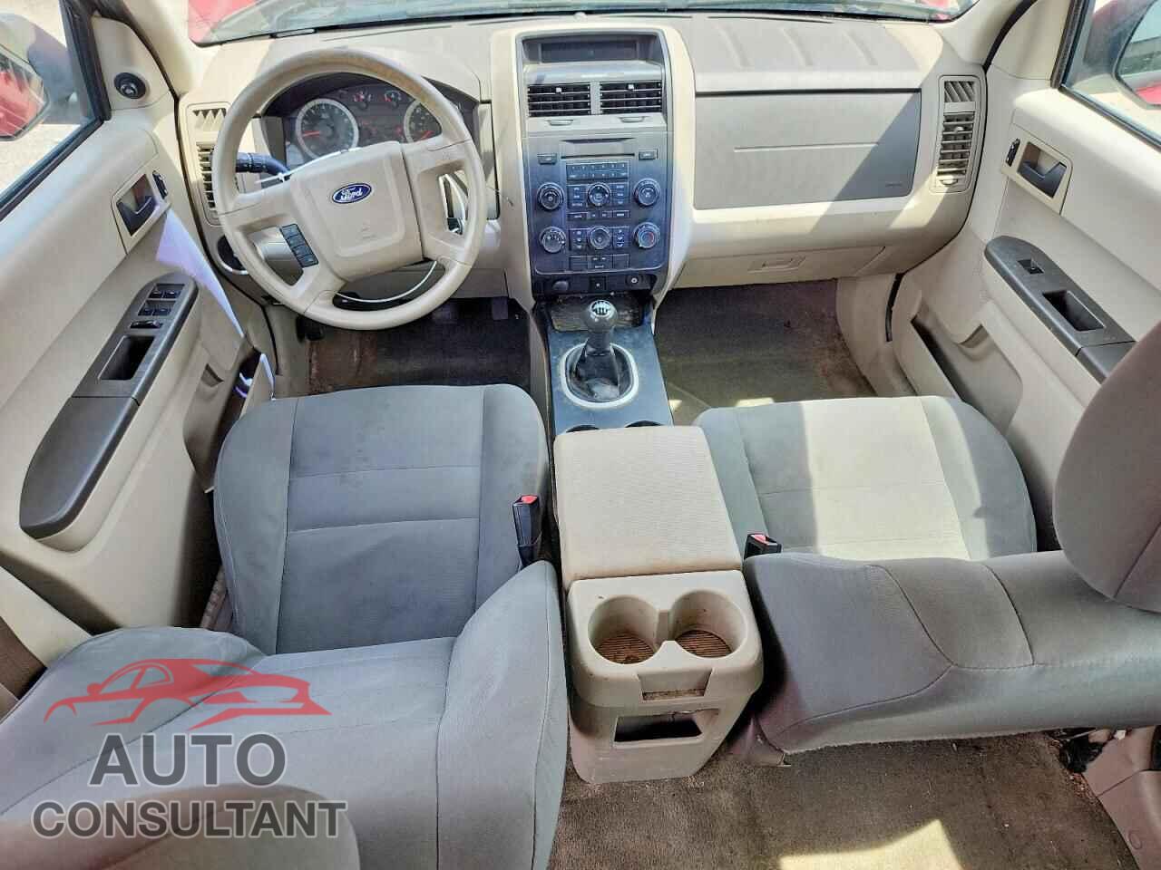 FORD ESCAPE 2010 - 1FMCU0C76AKC48832