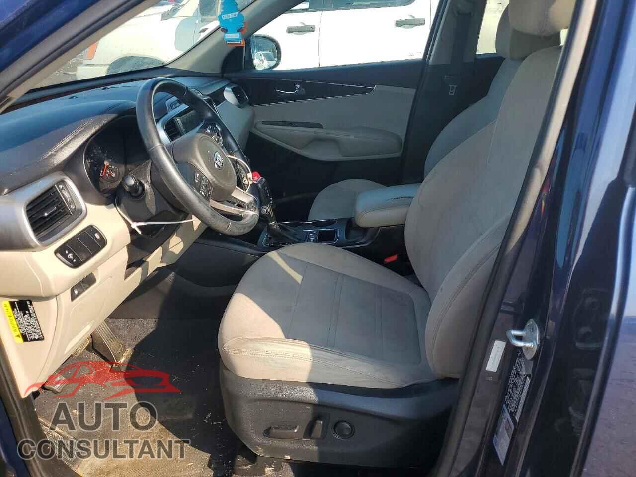 KIA SORENTO 2017 - 5XYPGDA34HG201741