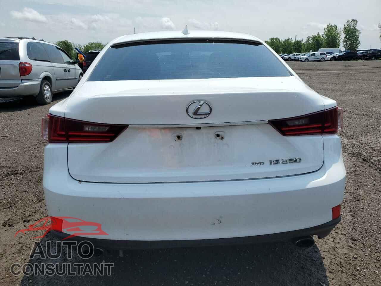 LEXUS IS 2014 - JTHCF1D27E5010658