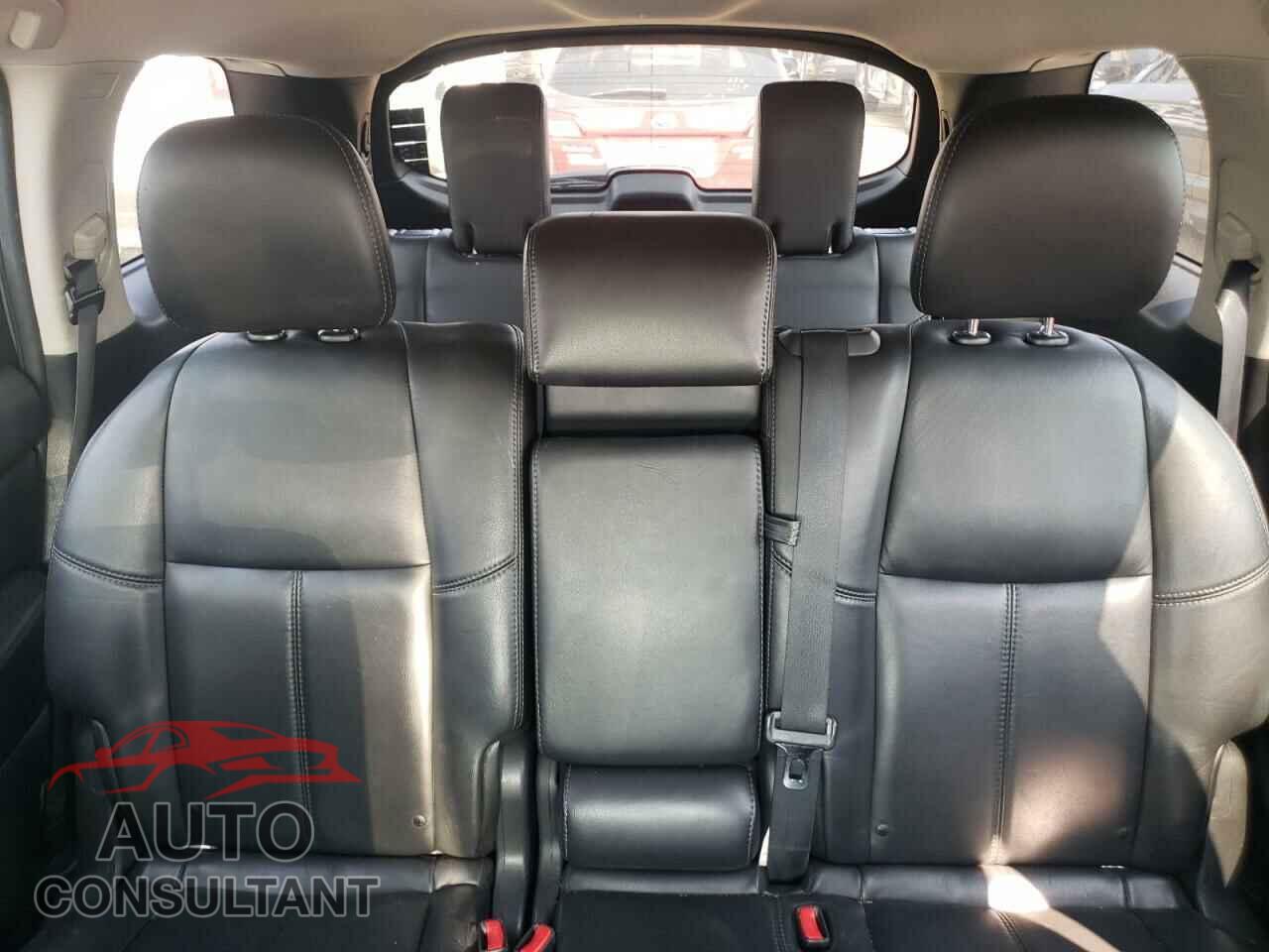 NISSAN PATHFINDER 2014 - 5N1AR2MM2EC659072