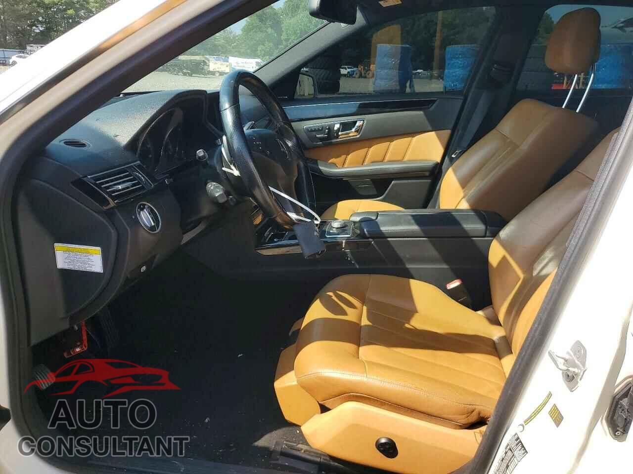 MERCEDES-BENZ E-CLASS 2011 - WDDHF8HB8BA370427