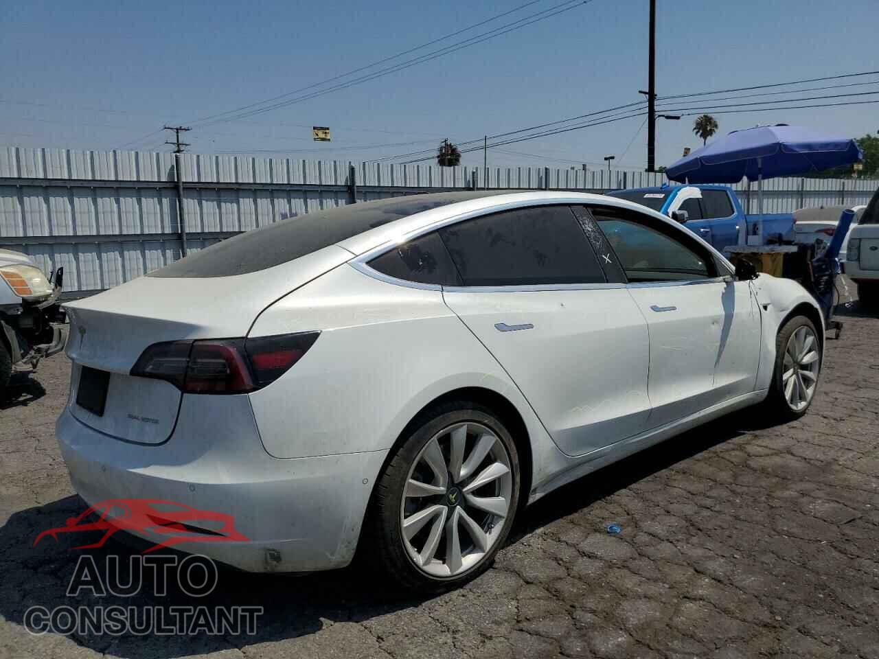 TESLA MODEL 3 2019 - 5YJ3E1EB3KF513536