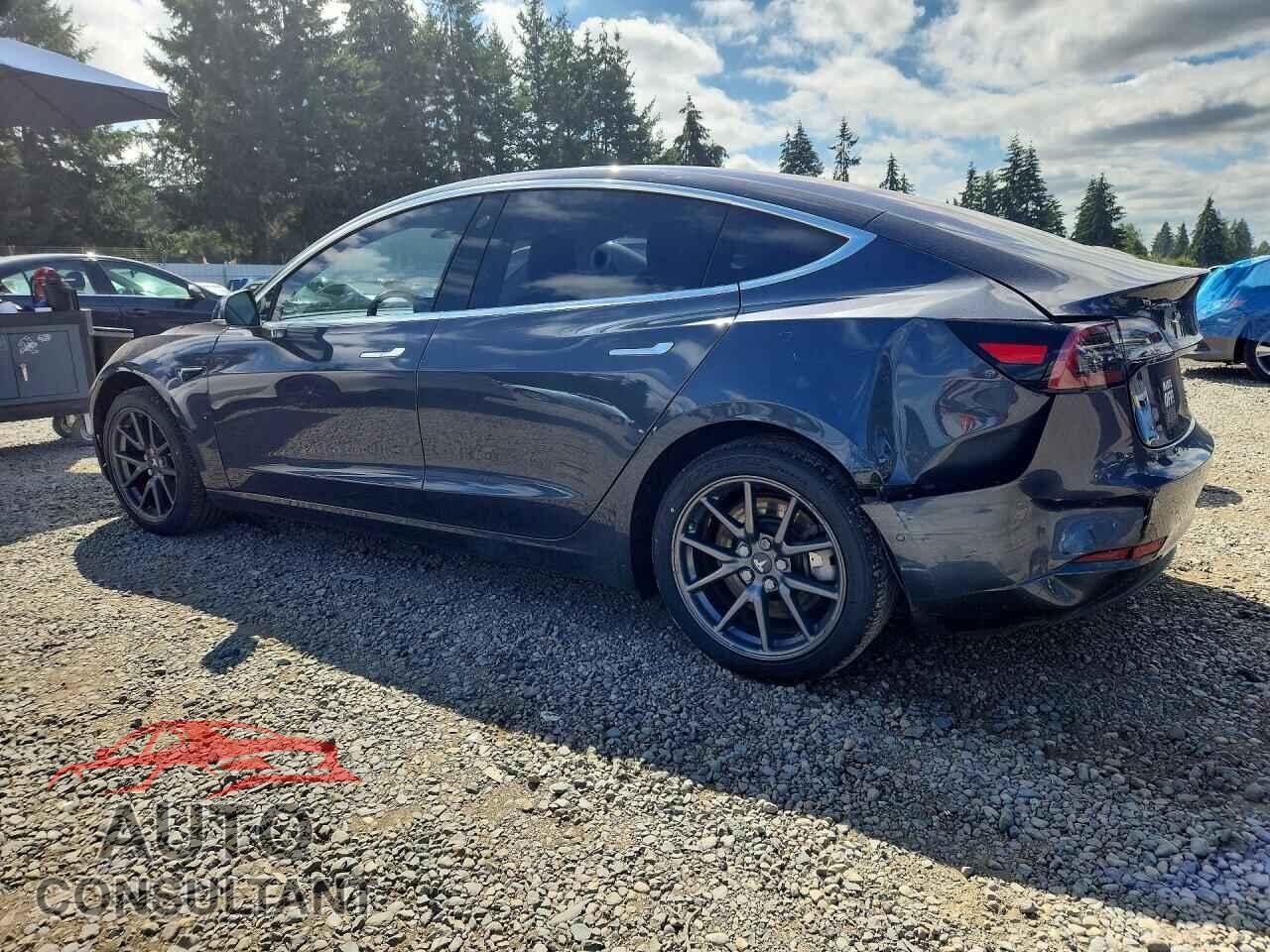 TESLA MODEL 3 2018 - 5YJ3E1EA0JF018877