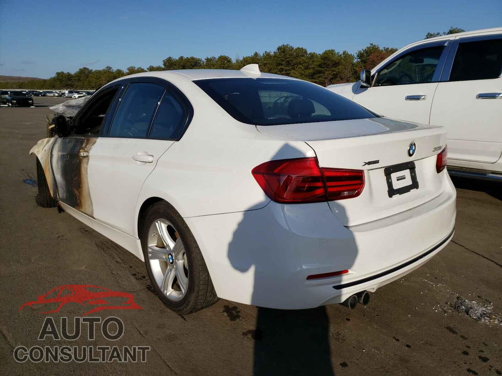 BMW 3 SERIES 2016 - WBA8E3G58GNU04486