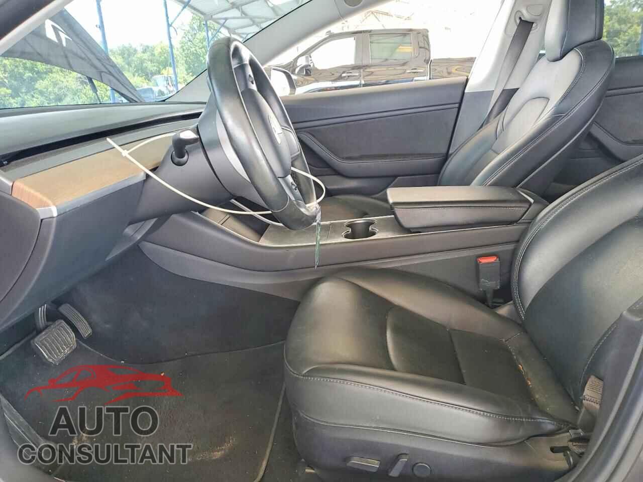 TESLA MODEL 3 2018 - 5YJ3E1EA1JF058319