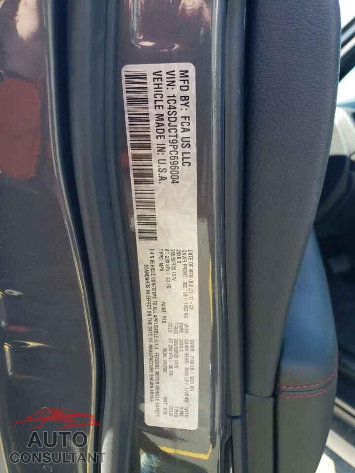 DODGE DURANGO 2023 - 1C4SDJCT9PC696004