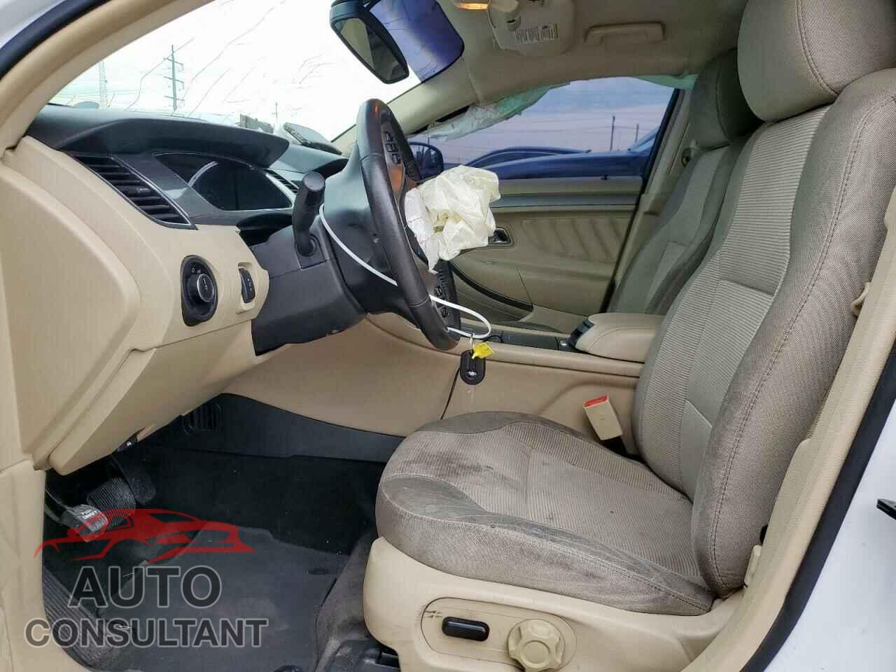 FORD TAURUS 2016 - 1FAHP2E89GG131850