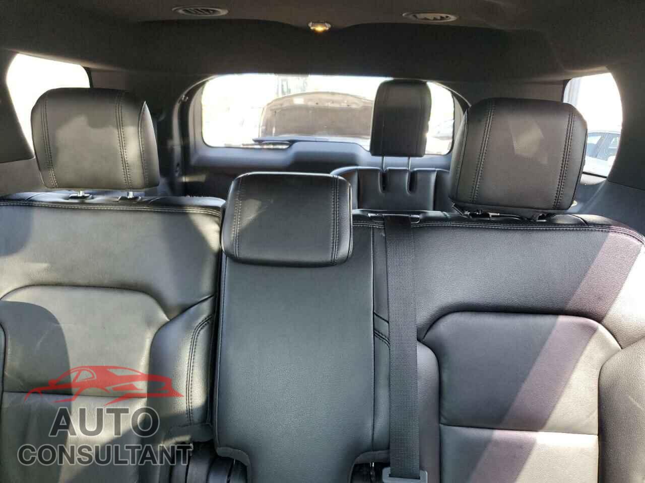 FORD EXPLORER 2017 - 1FM5K8D82HGC17014