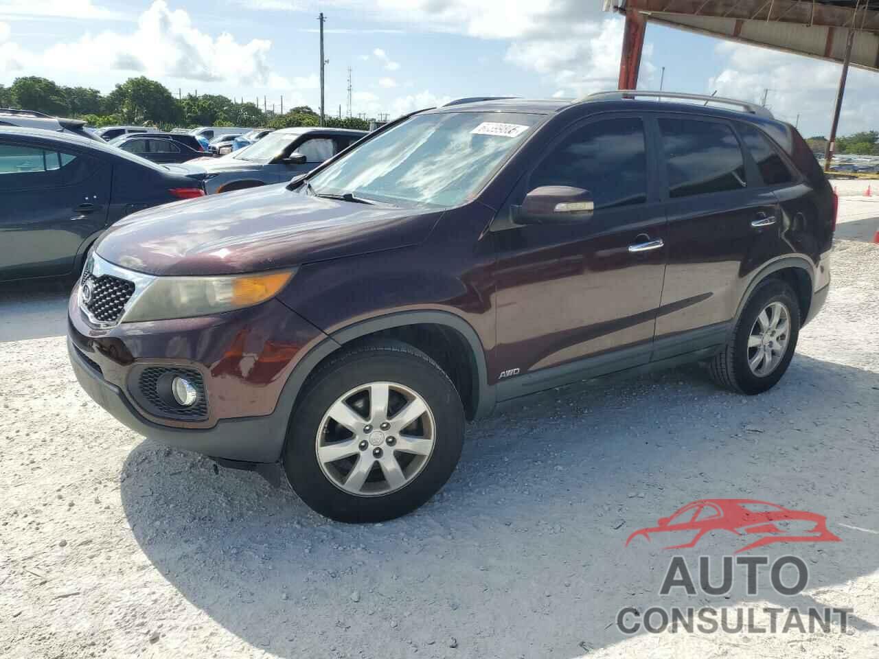 KIA SORENTO 2011 - 5XYKTCA12BG155686