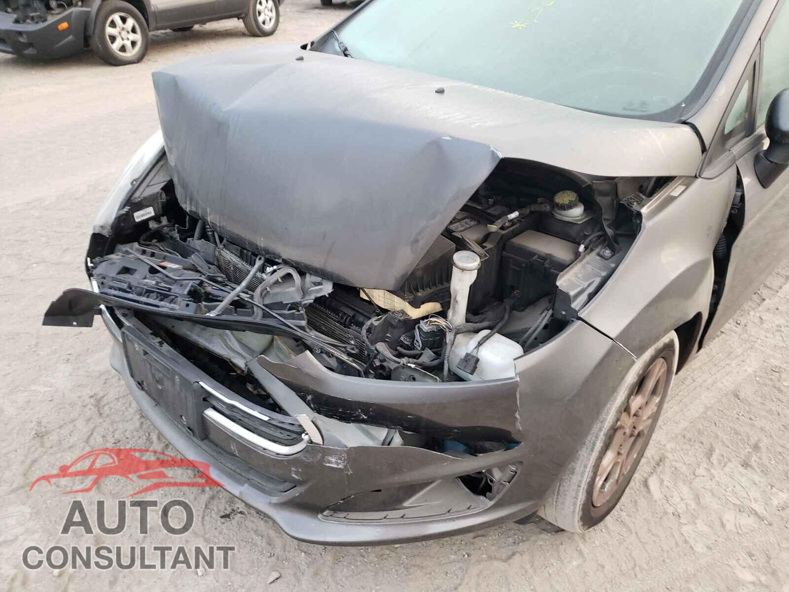 FORD FIESTA 2016 - 3FADP4EJ9GM164544