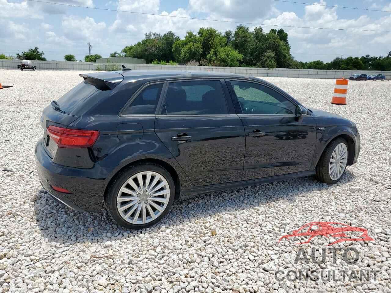 AUDI A3 2017 - WAUUPBFF8HA089646