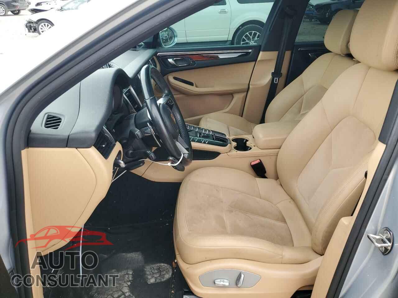PORSCHE MACAN 2017 - WP1AA2A51HLB04903
