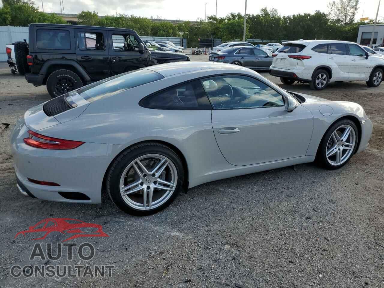 PORSCHE 911 2018 - WP0AA2A96JS106565