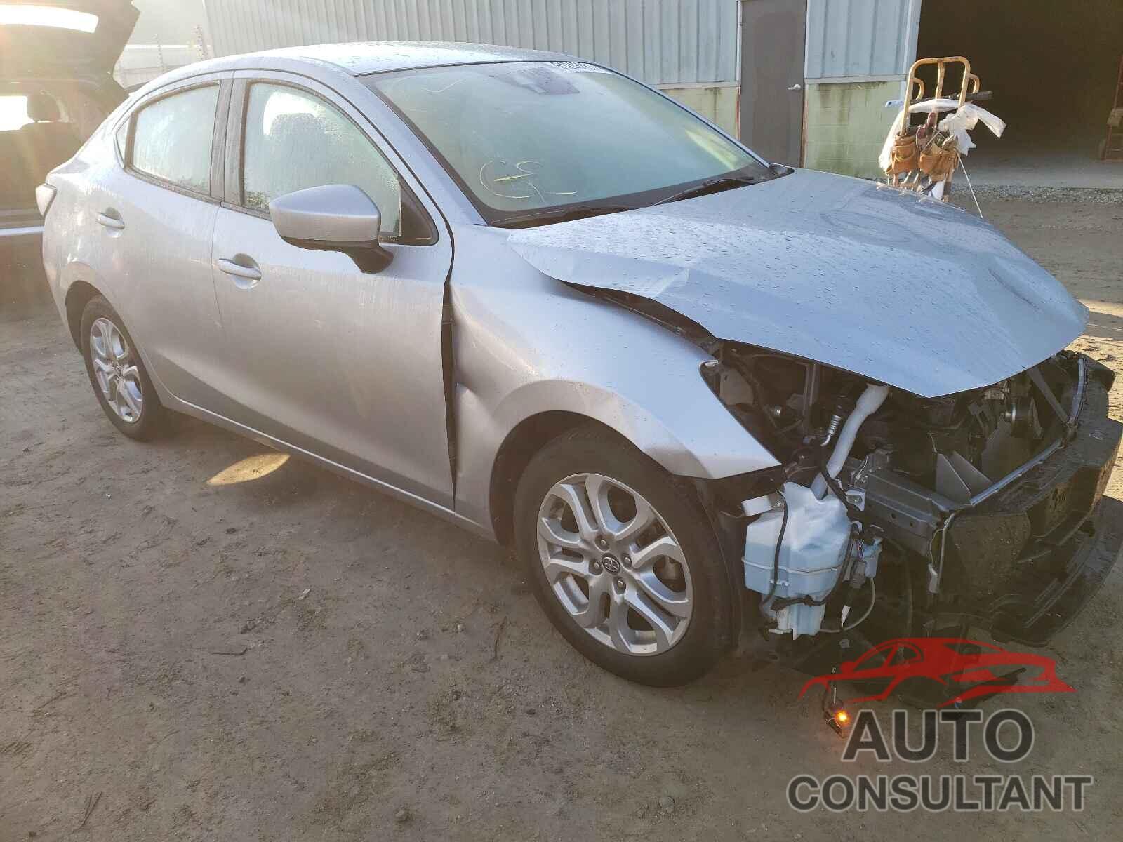 TOYOTA YARIS 2017 - 3MYDLBYV7HY191150