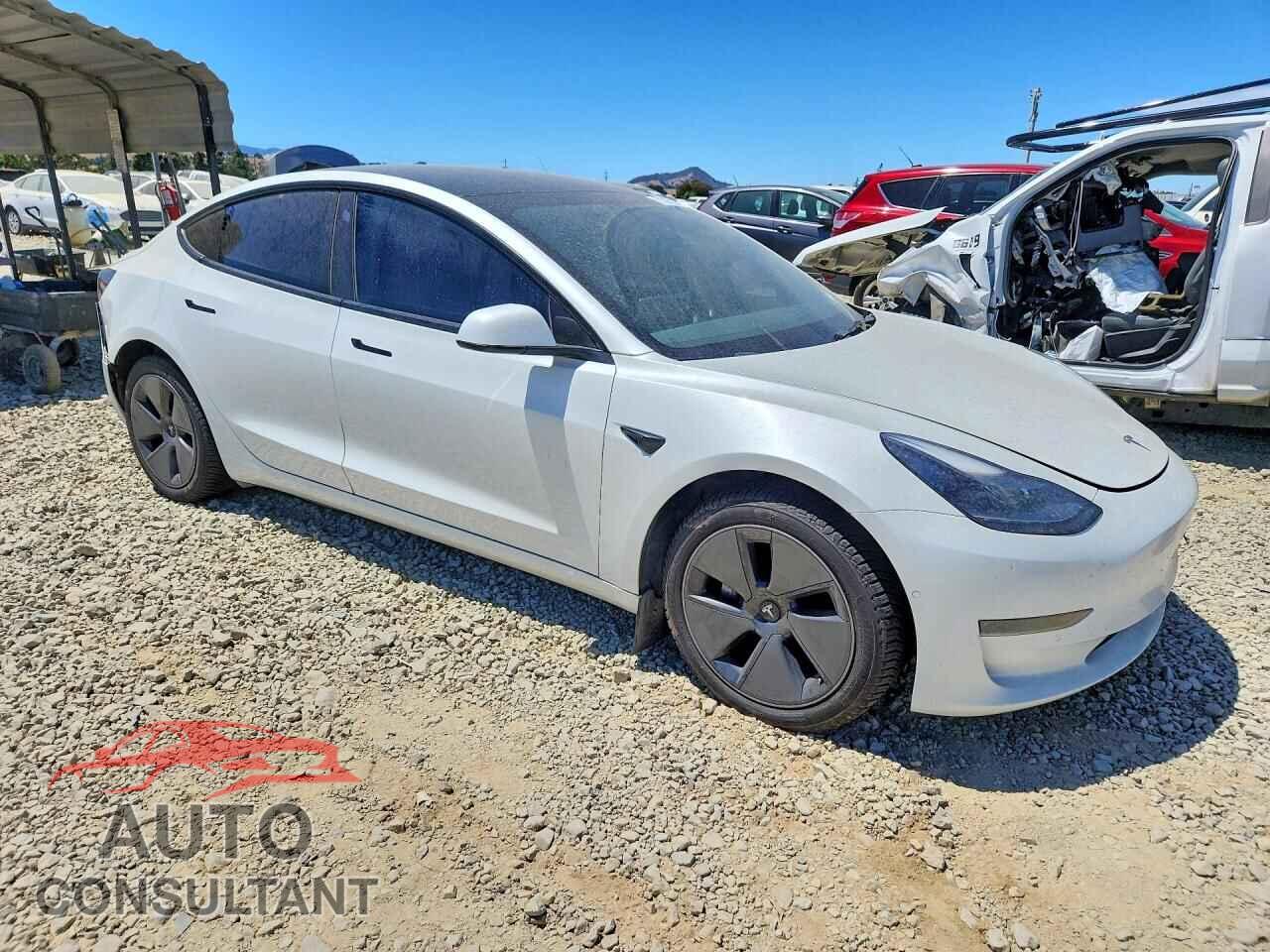 TESLA MODEL 3 2022 - 5YJ3E1EA3NF334361