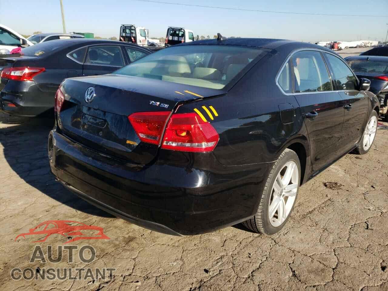 VOLKSWAGEN PASSAT 2014 - 1VWBT7A38EC049323