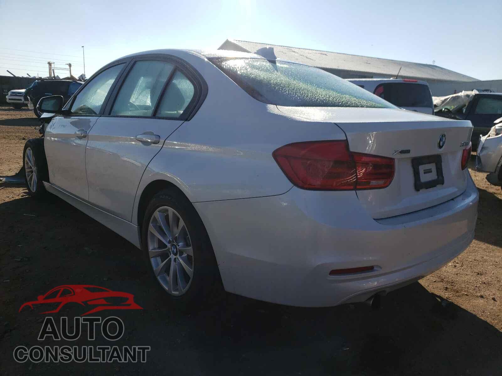 BMW 3 SERIES 2016 - WBA8E5G59GNU19381