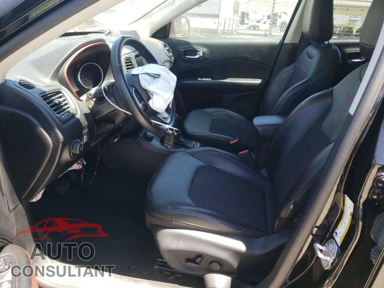 JEEP COMPASS 2020 - 3C4NJDDB2LT143951