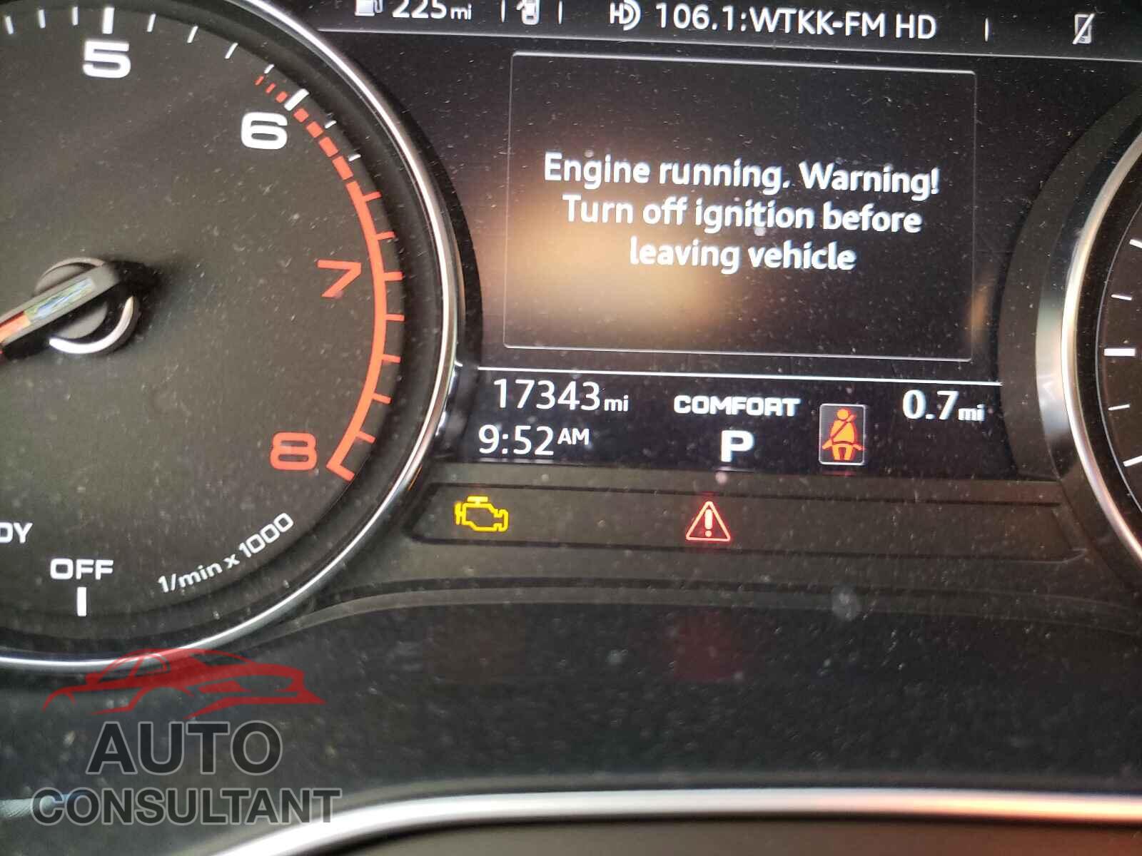 AUDI A4 2018 - WAULMAF44JA168430