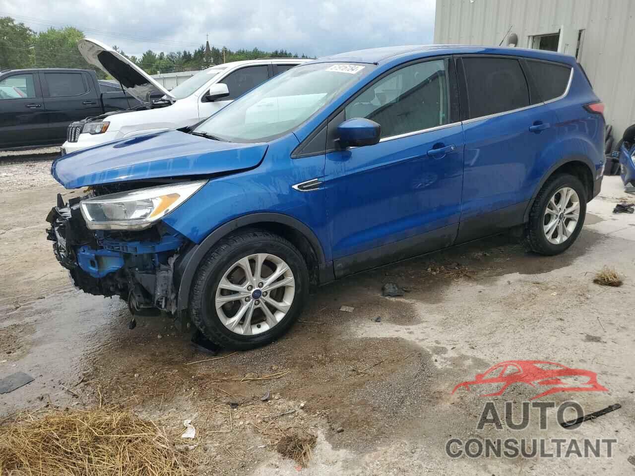 FORD ESCAPE 2017 - 1FMCU9GD1HUD85888