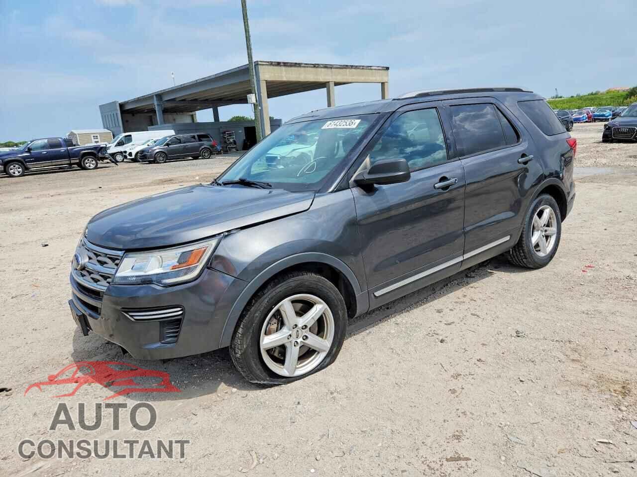 FORD EXPLORER 2018 - 1FM5K7D8XJGB85168