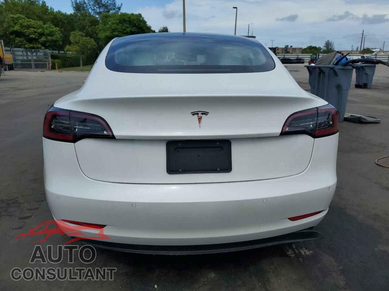 TESLA MODEL 3 2021 - 5YJ3E1EA1MF032405
