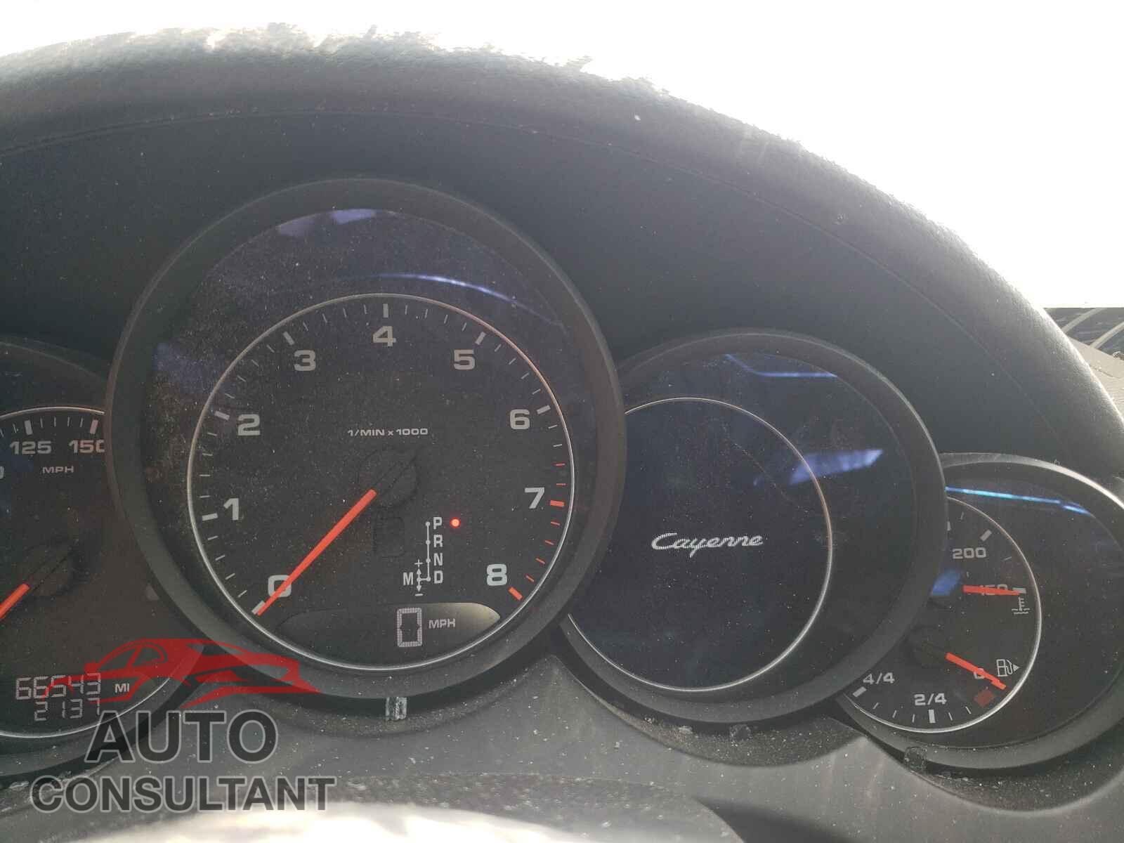 PORSCHE CAYENNE 2016 - WP1AA2A24GLA06467
