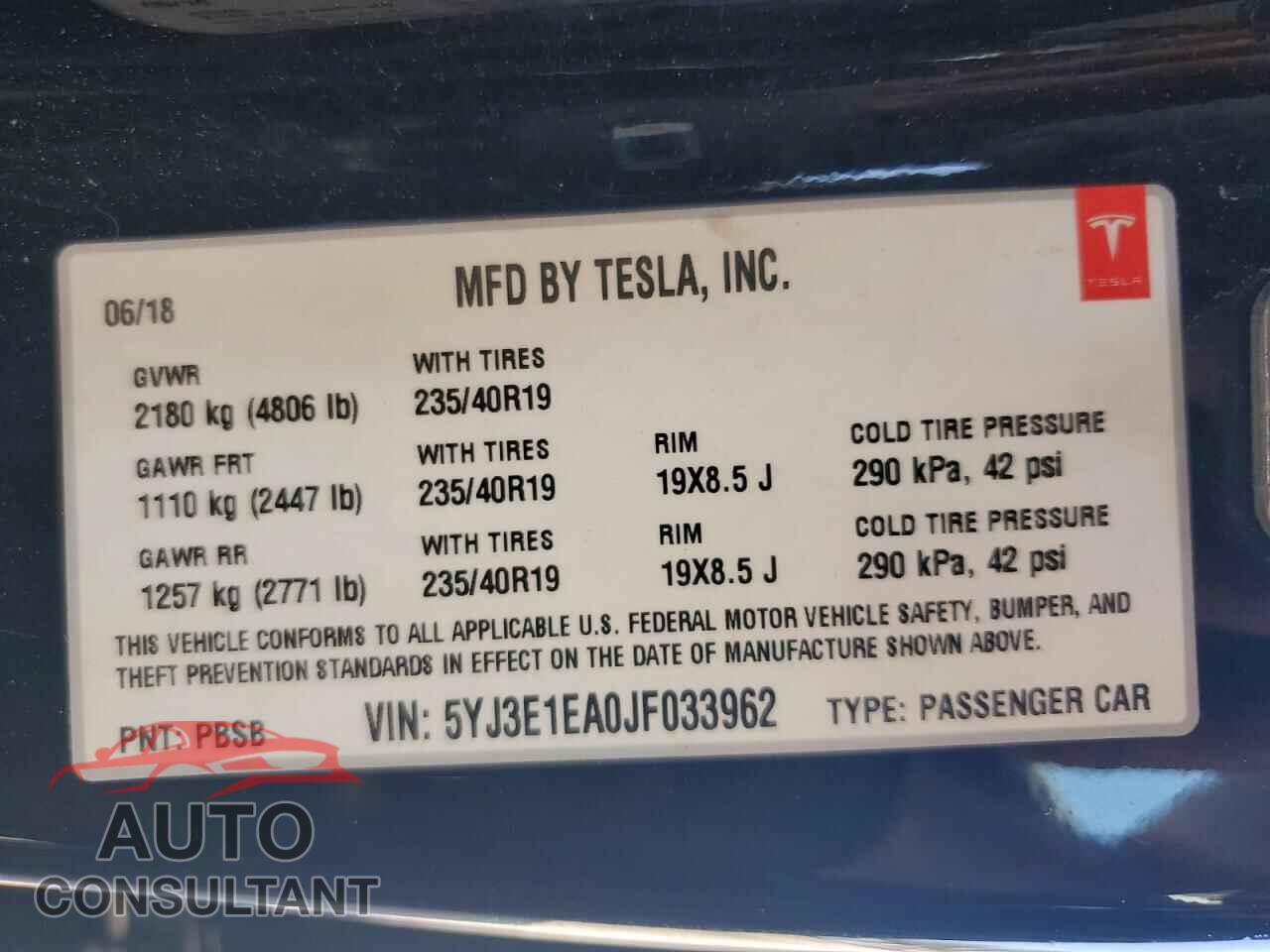 TESLA MODEL 3 2018 - 5YJ3E1EA0JF033962