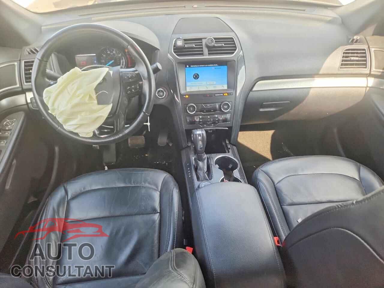 FORD EXPLORER 2018 - 1FM5K8D80JGA18257