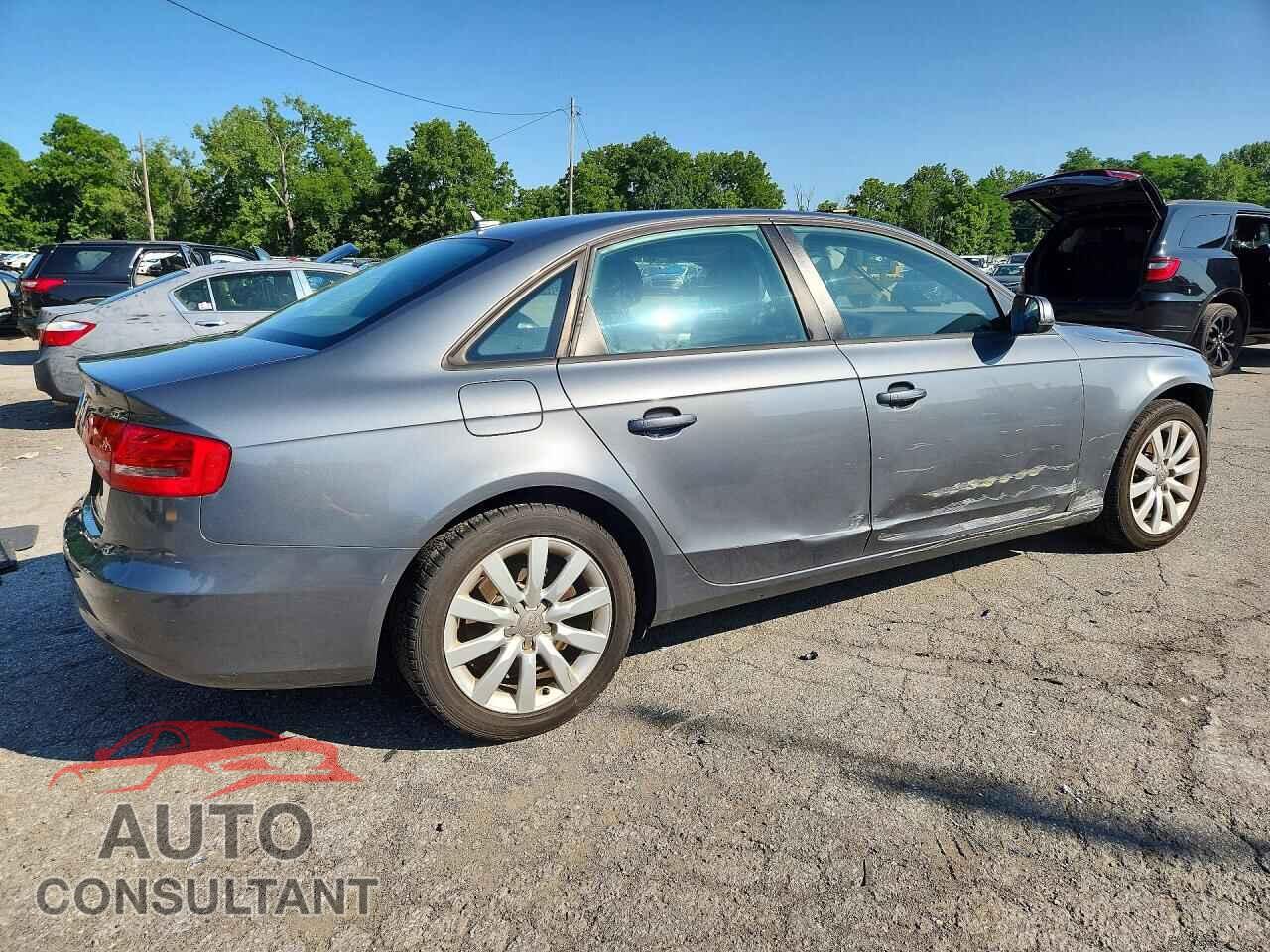 AUDI A4 2013 - WAUBFAFL0DN041362
