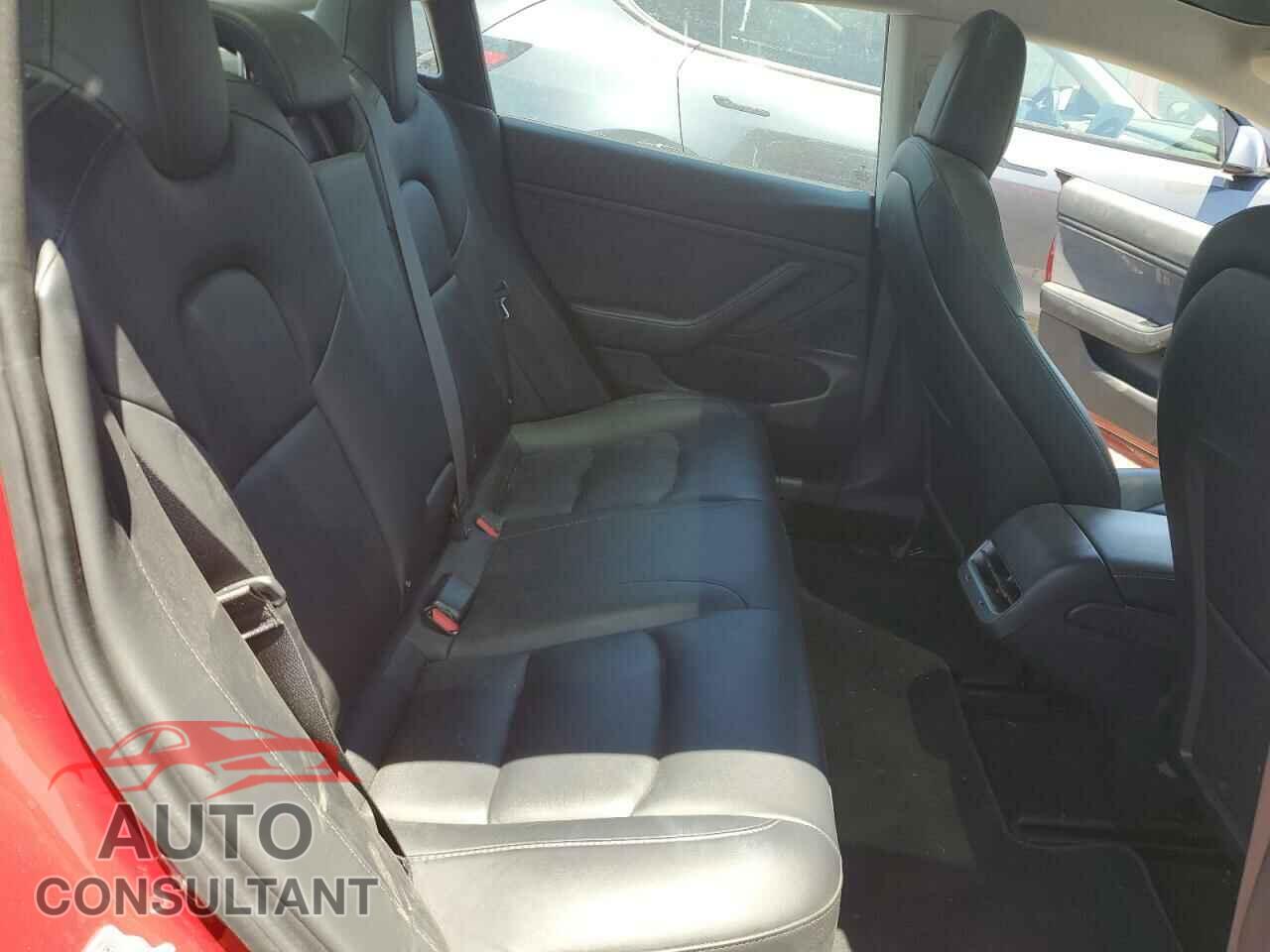 TESLA MODEL 3 2018 - 5YJ3E1EA7JF059815