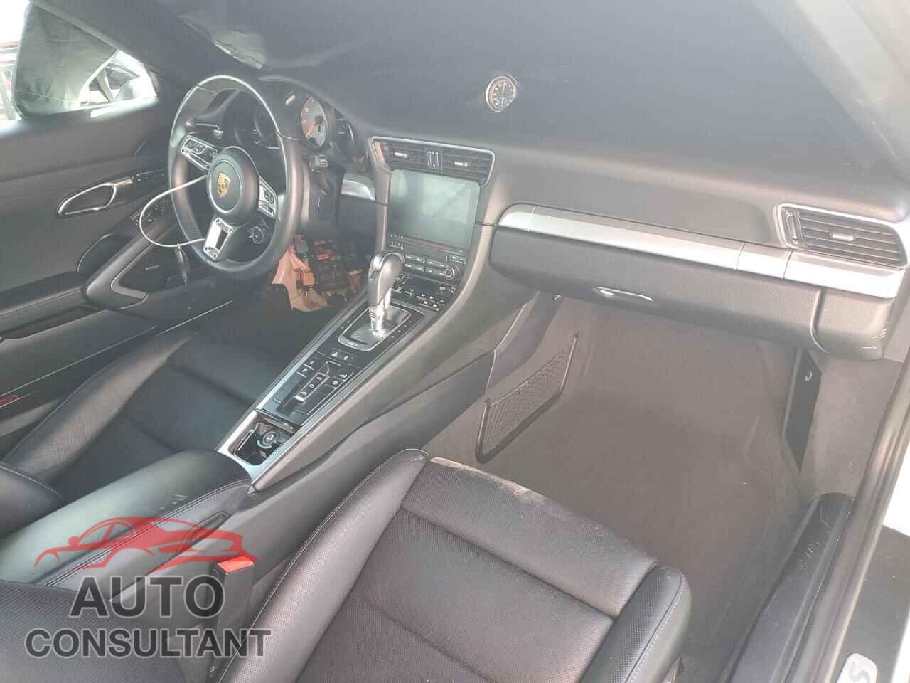 PORSCHE 911 2017 - WP0CB2A91HS154409