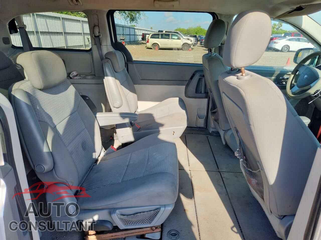 DODGE CARAVAN 2010 - 2D4RN4DE9AR134165