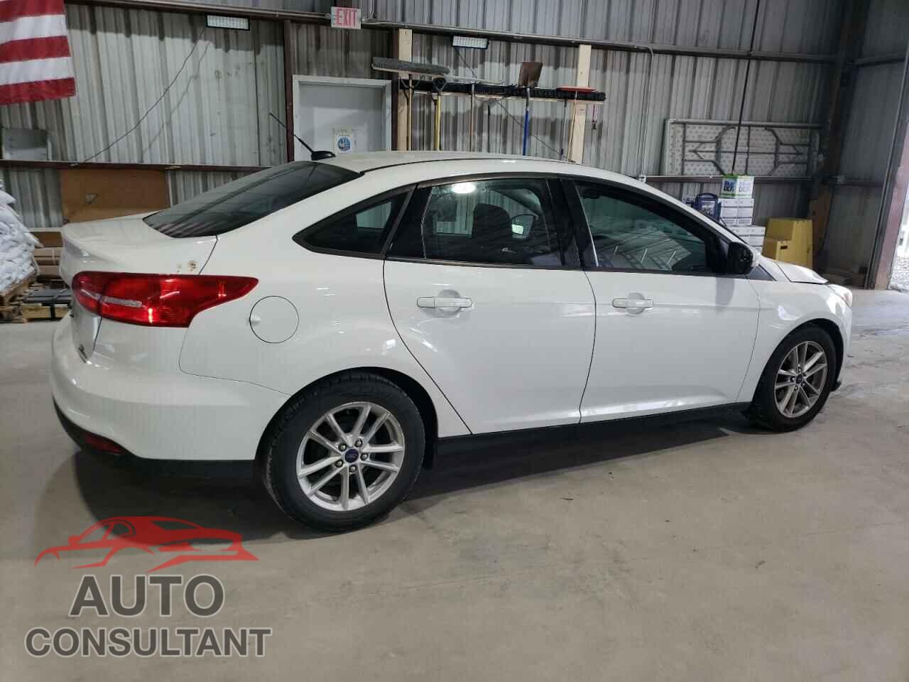 FORD FOCUS 2015 - 1FADP3F22FL250067
