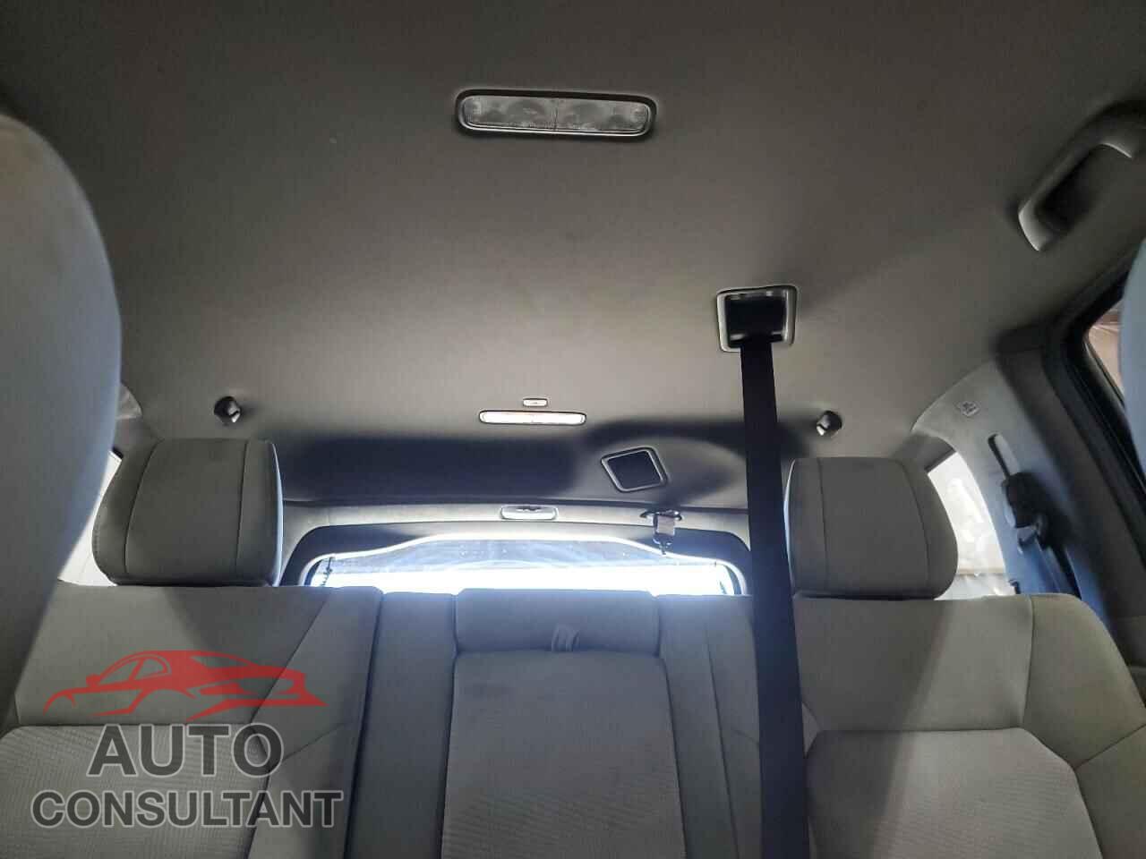 HONDA PILOT 2012 - 5FNYF4H28CB012885