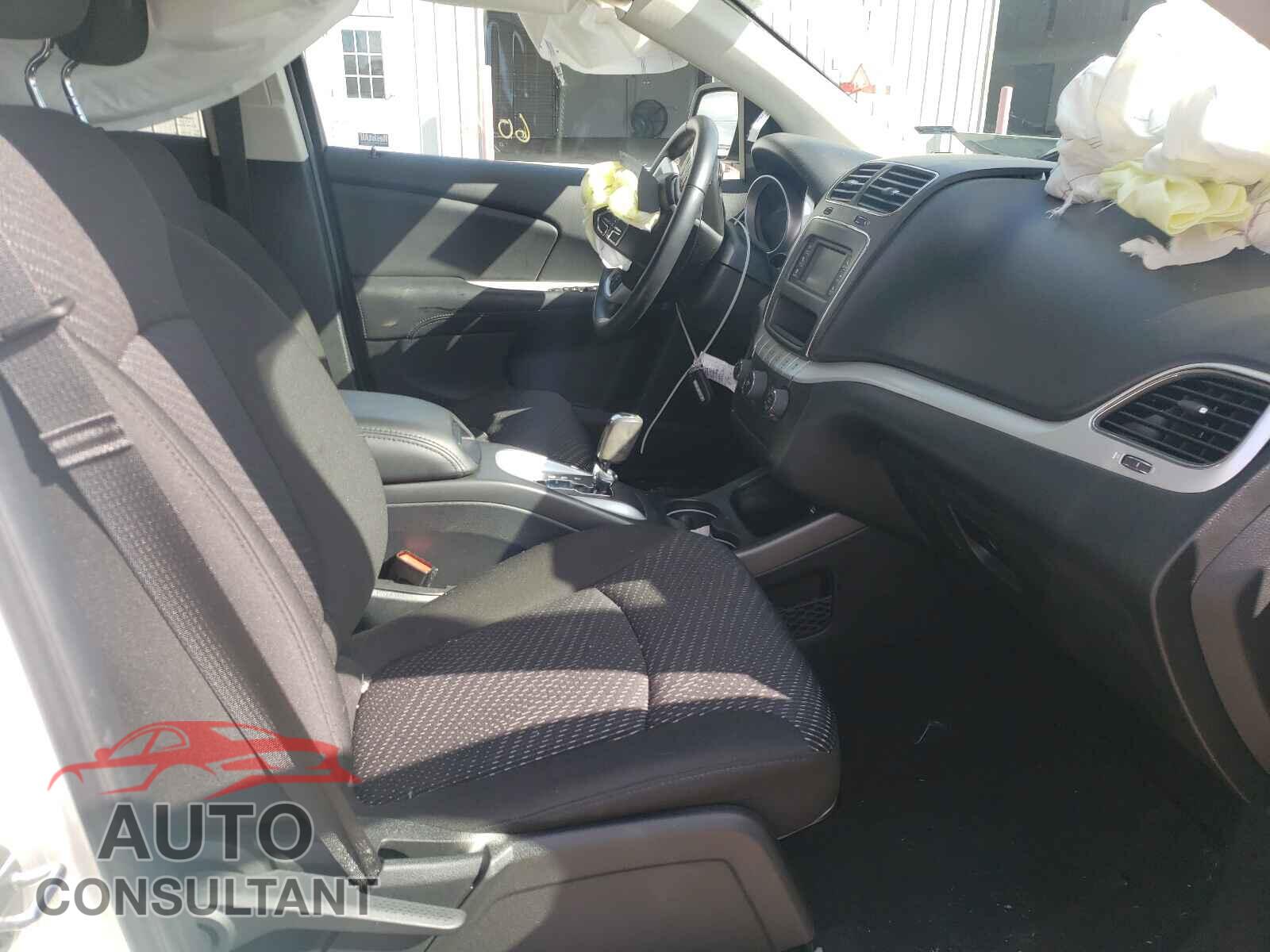 DODGE JOURNEY 2020 - 3C4PDCAB6LT182217