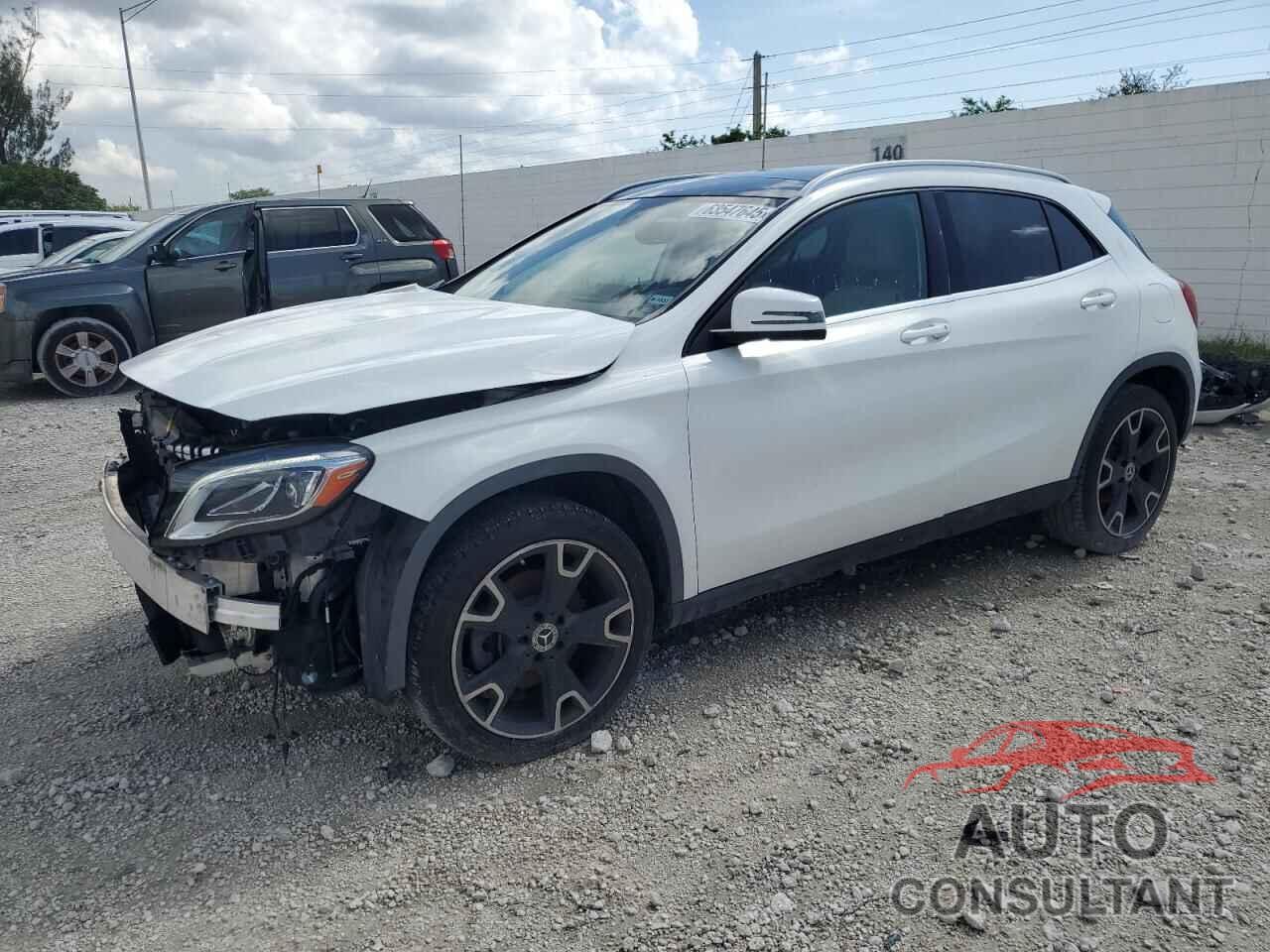 MERCEDES-BENZ GLA-CLASS 2019 - WDCTG4EB2KU010724