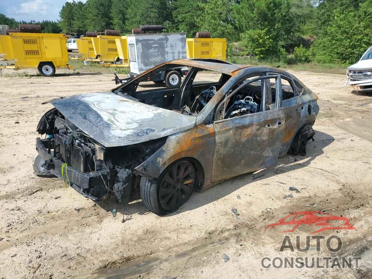 HYUNDAI ACCENT 2018 - 3KPC34A33JE029487
