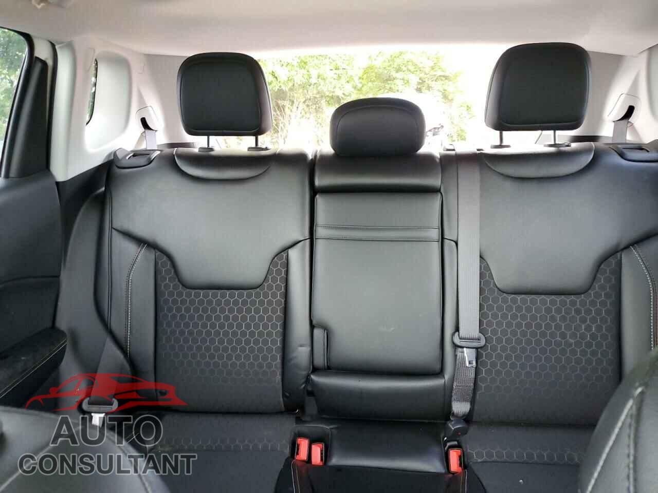 JEEP COMPASS 2020 - 3C4NJDBB2LT112251