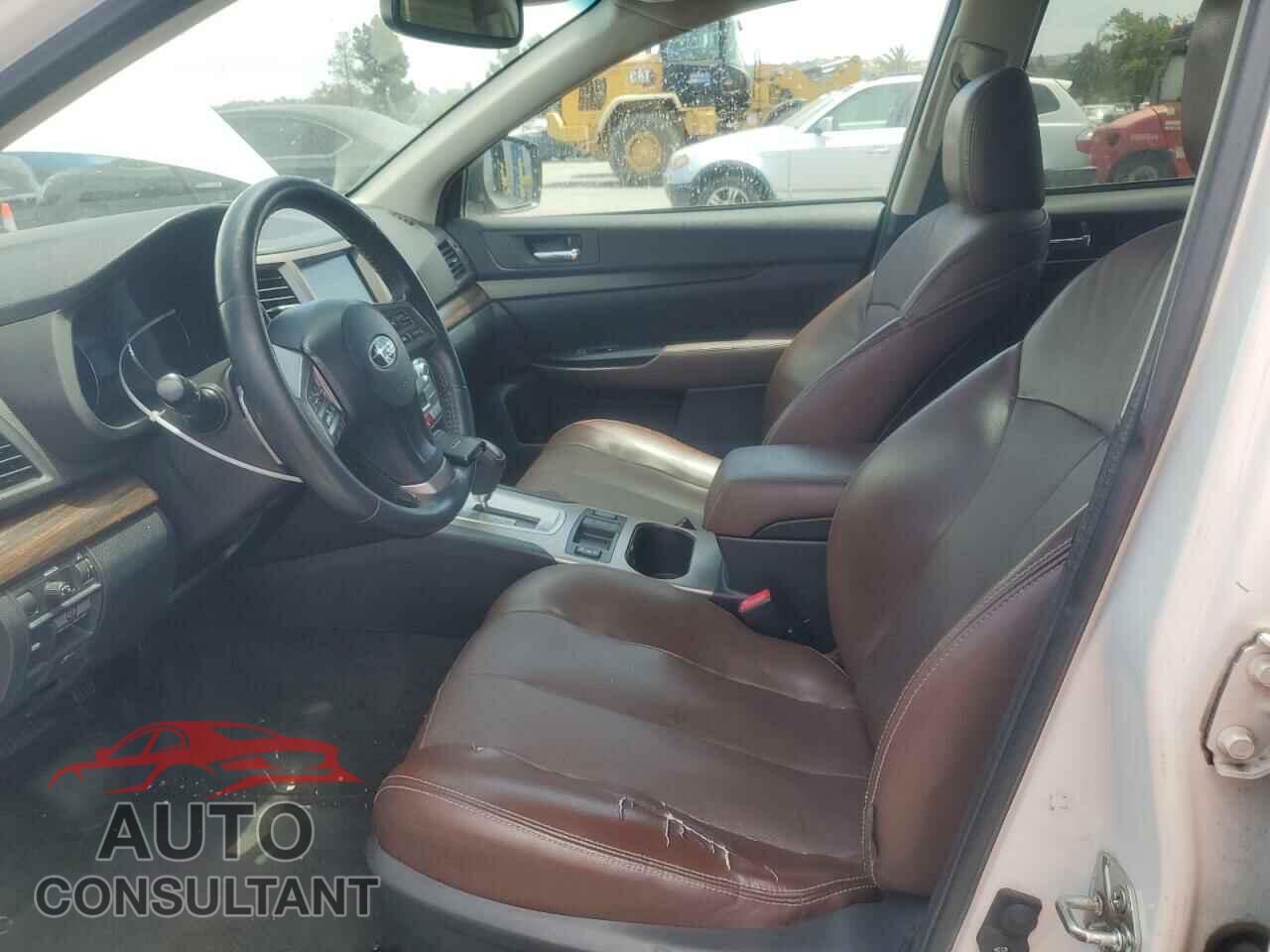 SUBARU OUTBACK 2014 - 4S4BRBPC2E3297462