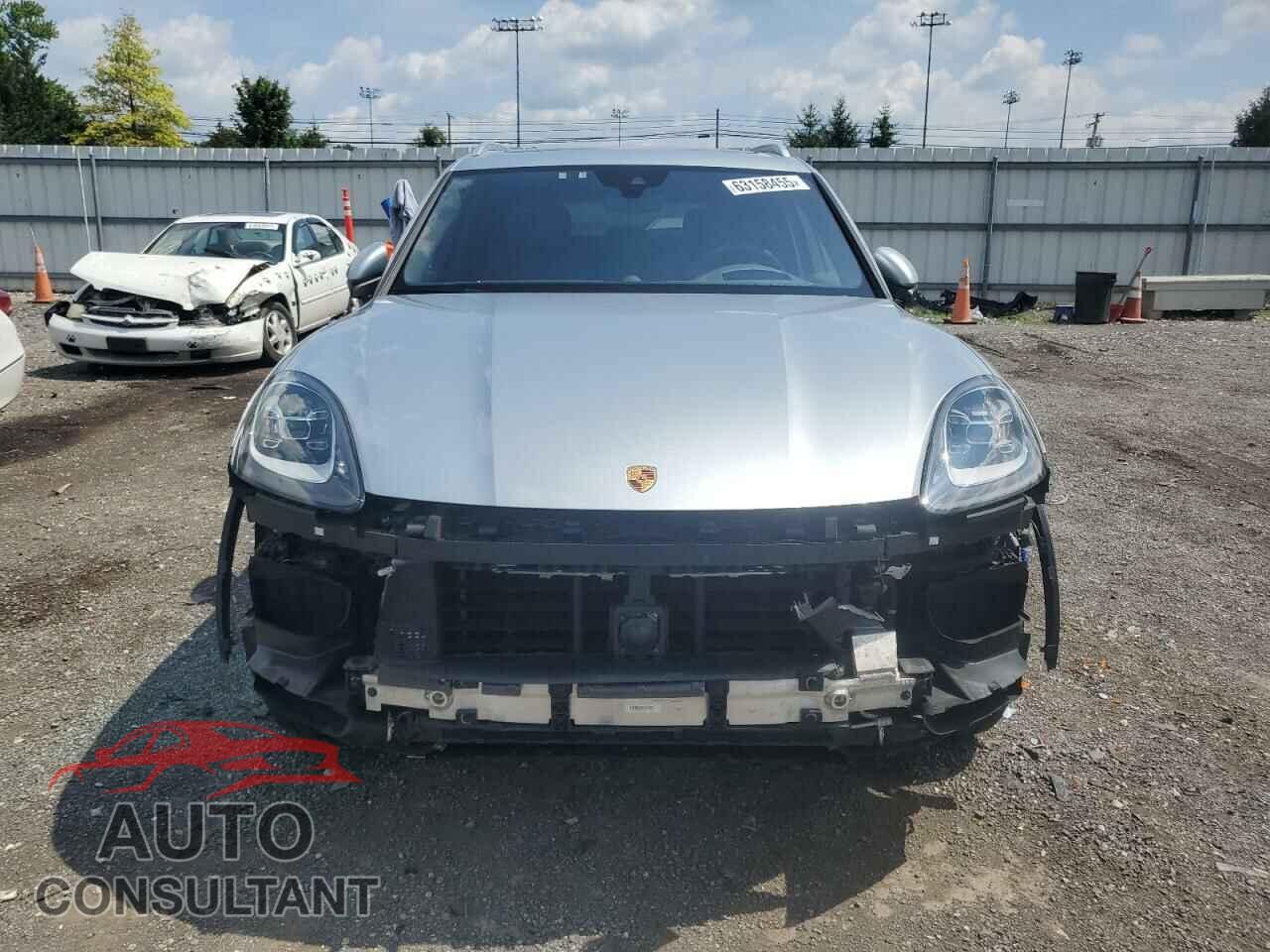 PORSCHE CAYENNE 2021 - WP1AE2AYXMDA24518