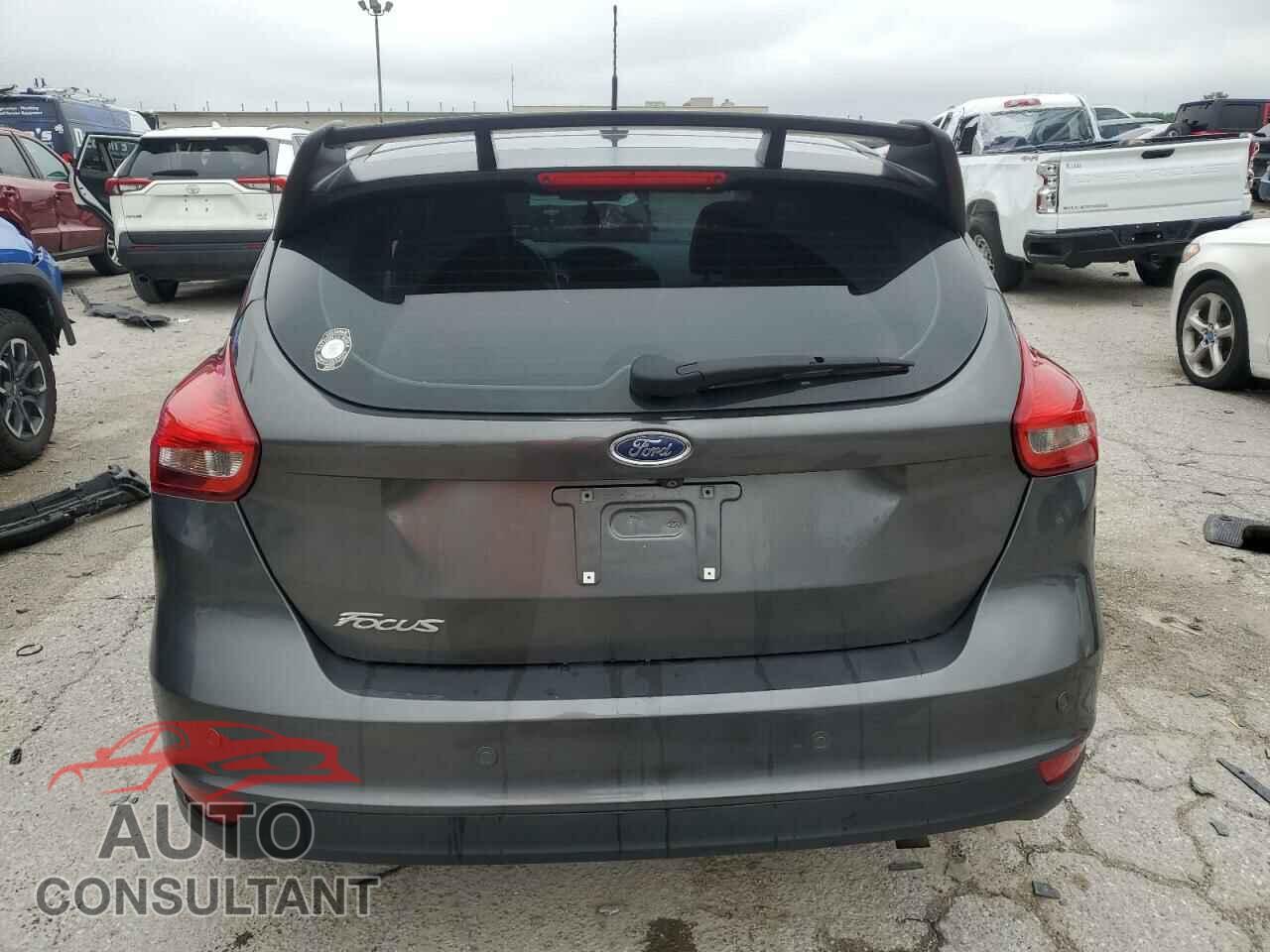 FORD FOCUS 2016 - 1FADP3K23GL262994