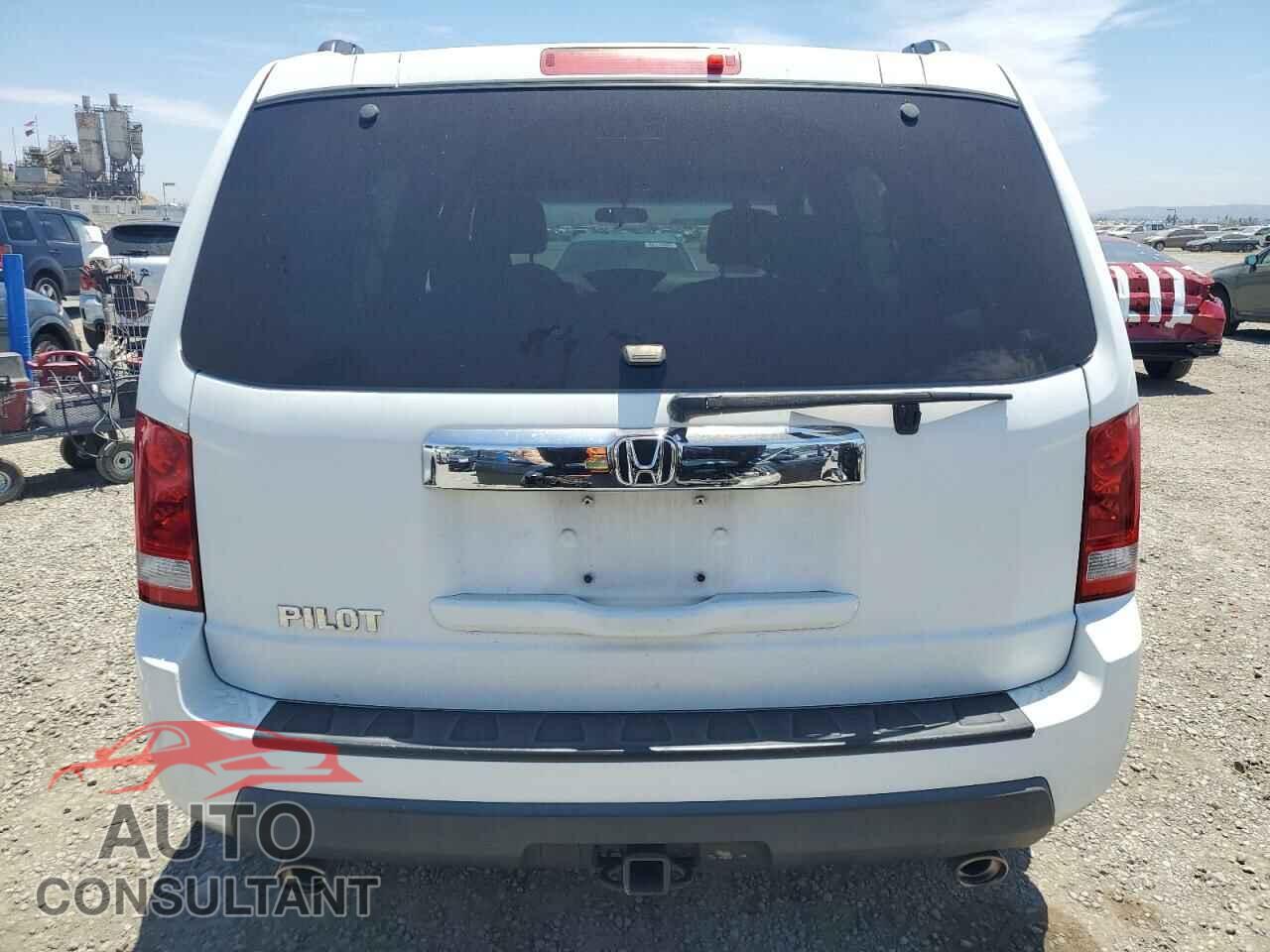 HONDA PILOT 2011 - 5FNYF3H45BB049323