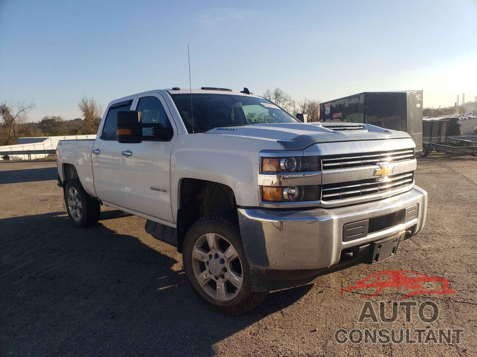 CHEVROLET SILVERADO 2017 - 1GC1KUEY4HF188602
