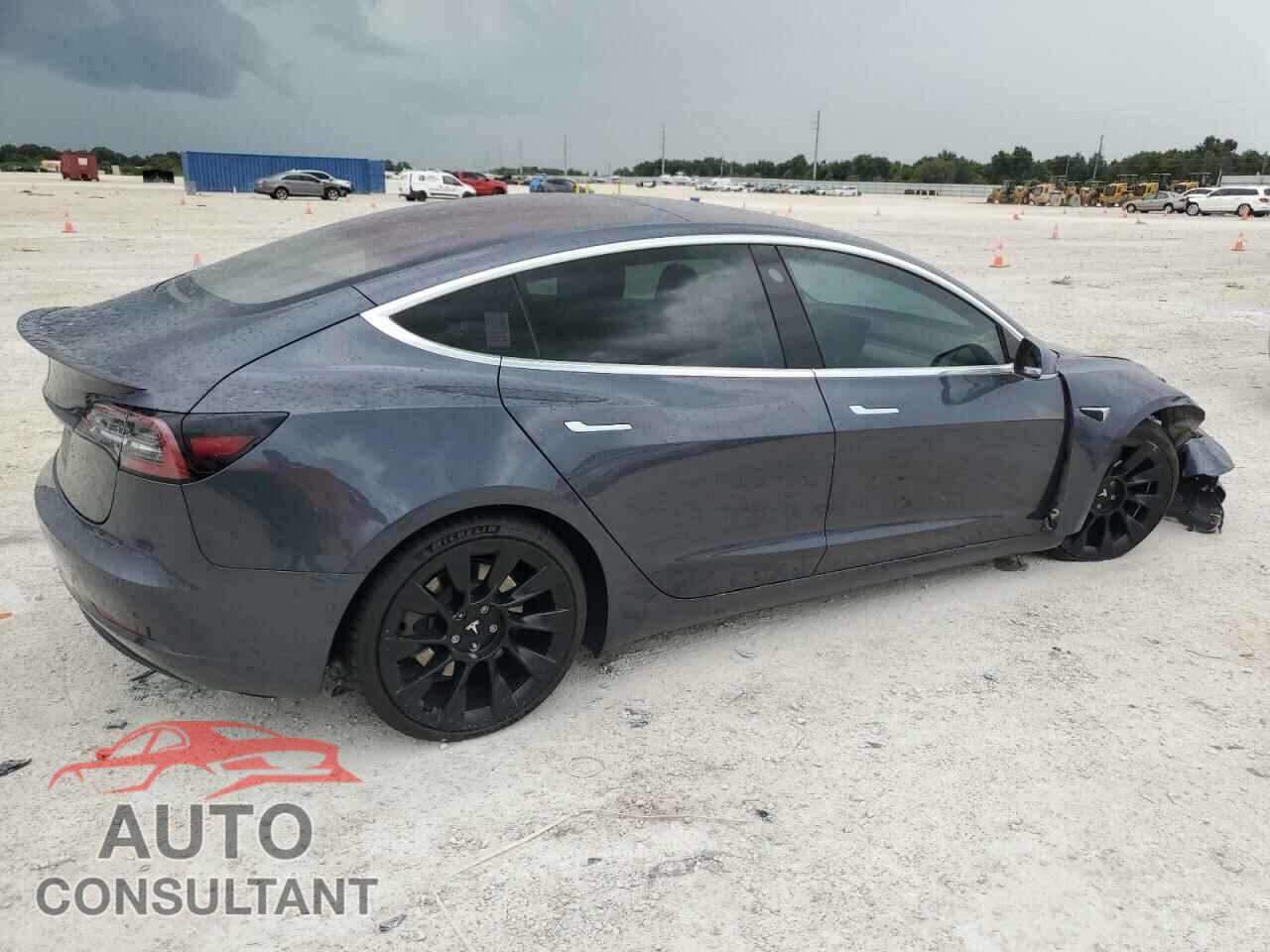 TESLA MODEL 3 2018 - 5YJ3E1EA6JF158013