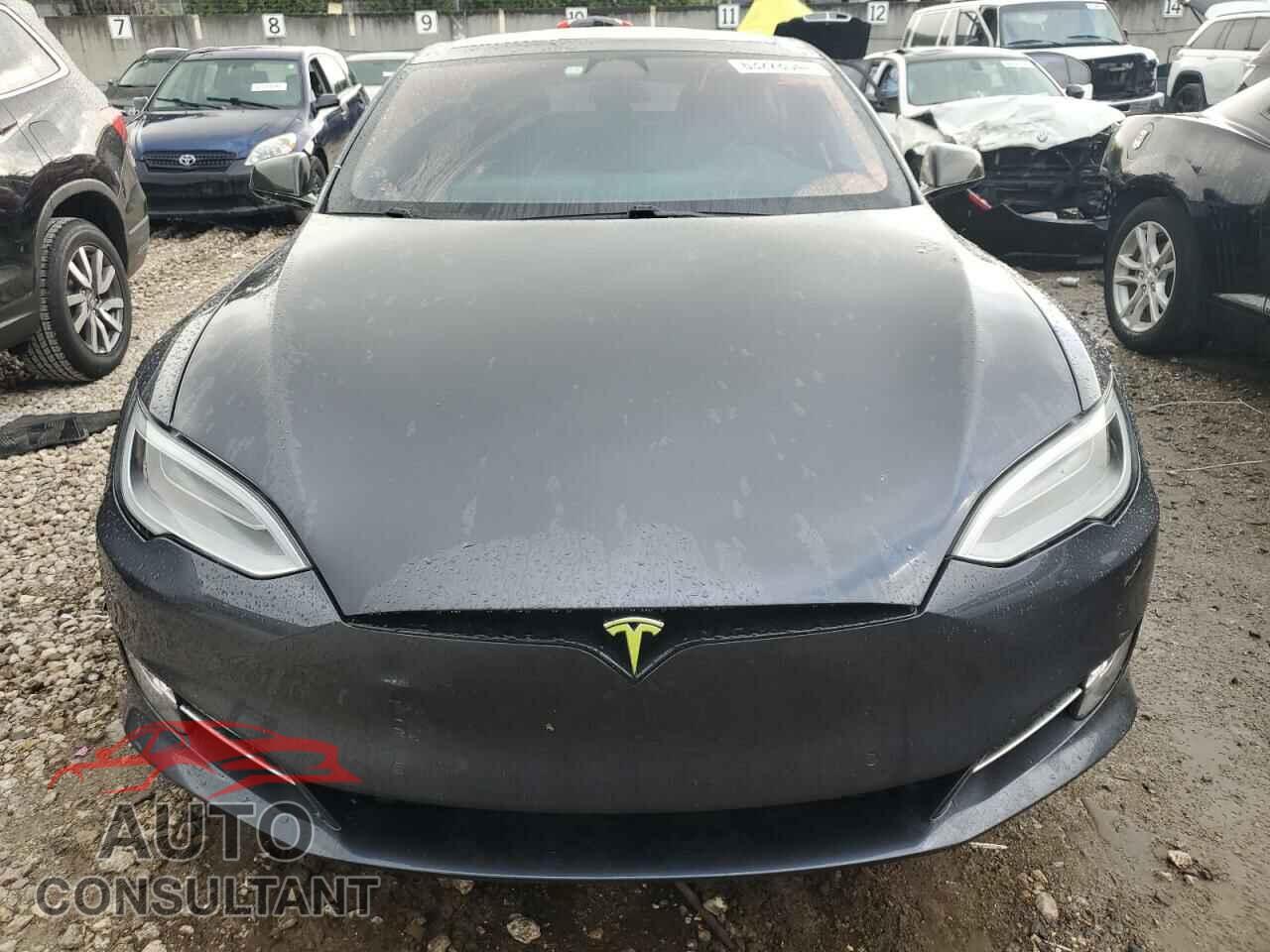 TESLA MODEL S 2018 - 5YJSA1E22JF271506