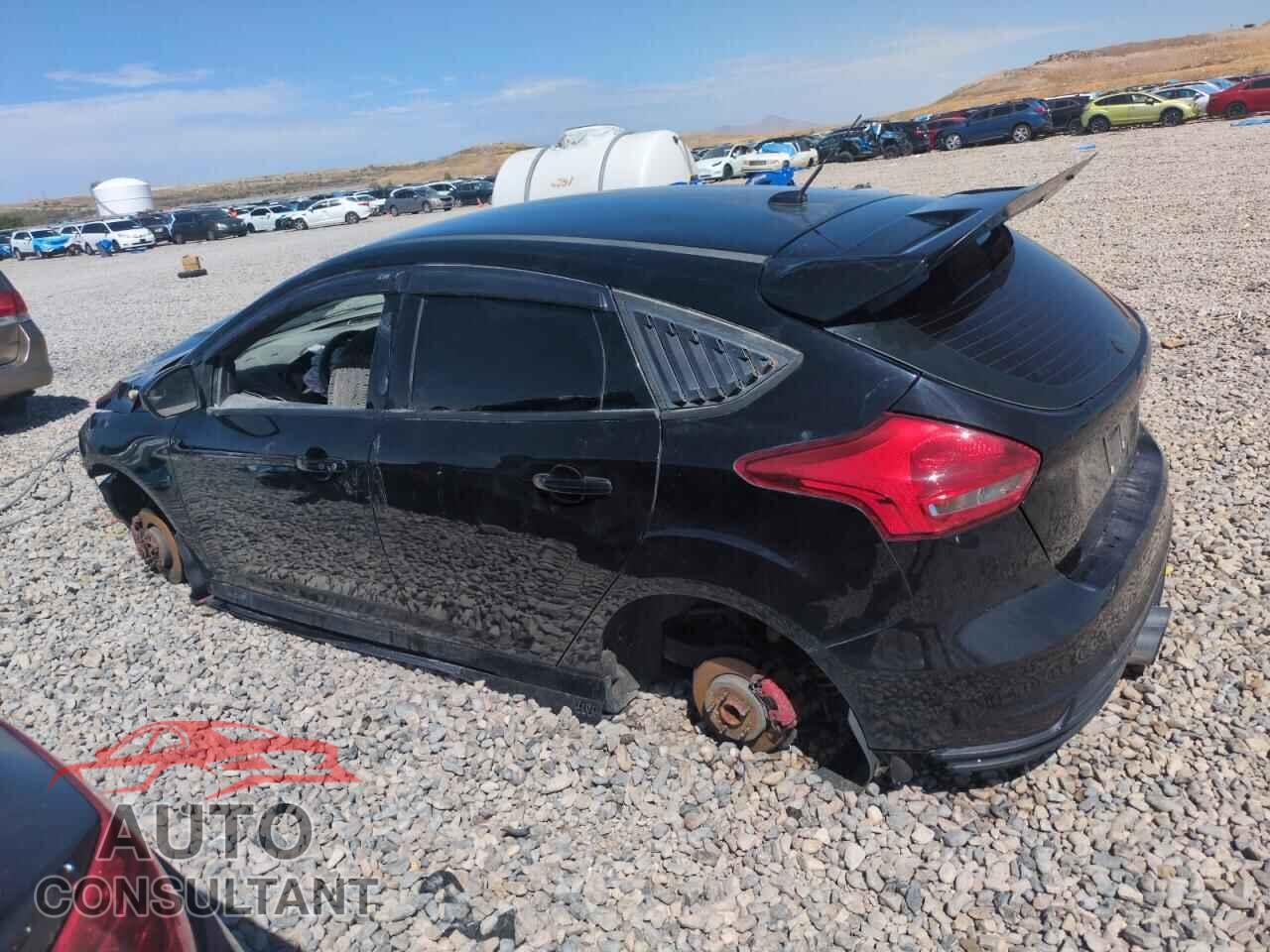 FORD FOCUS 2016 - 1FADP3L97GL221635